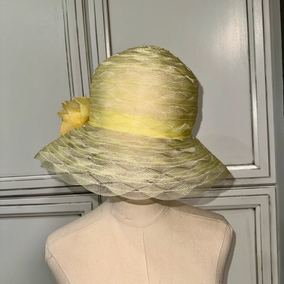 Swan Hat New York yellow NWT Lightweight Church Wedding Derby Tea Party Vintage - Picture 3 of 7